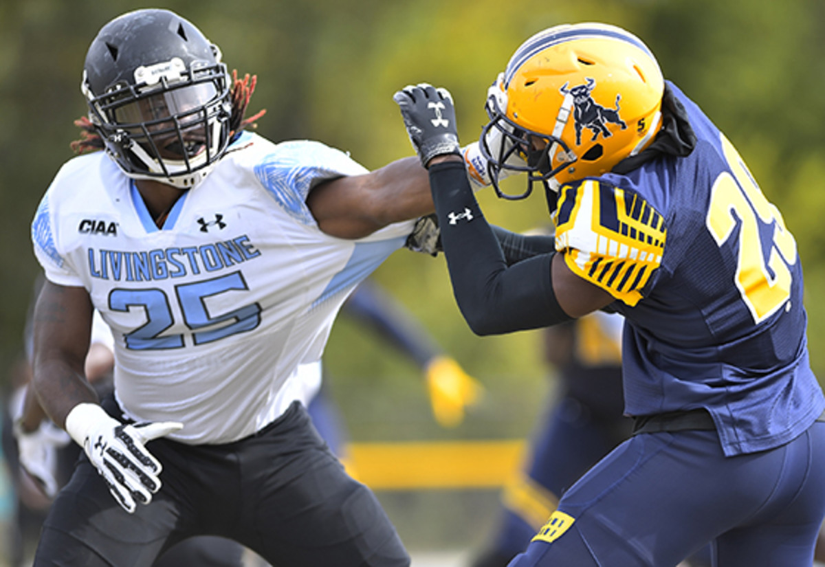 JCSU-Livingstone_football